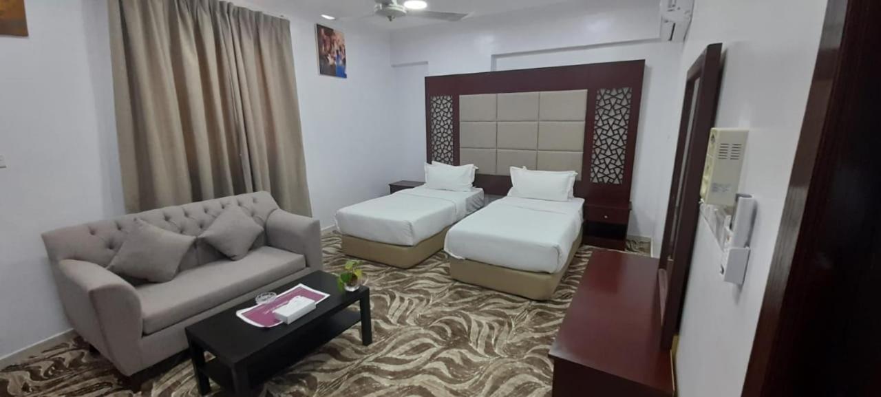 Hotel Al Farhan Dumah Al Jandal Dawmat al-Jandal Exterior foto